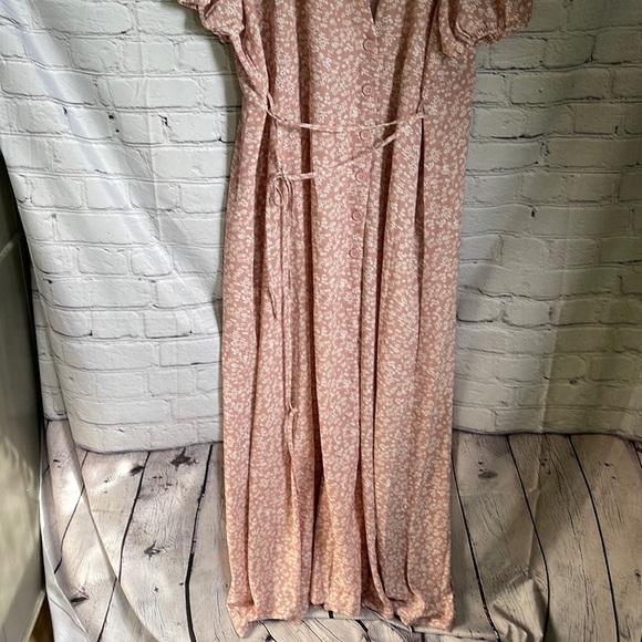 NWOT Nasty Gal Mauve Floral Maxi Dress Size 20 - Picture 3 of 5